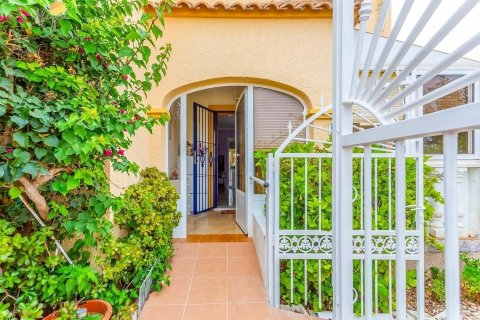 Apartment for sale La Zenia, Alicante, Spain 3 bedrooms, 106 sq.m. No. 117145 - photo 9