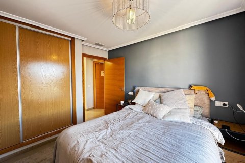Apartamento en venta en Torrevieja, Alicante, España 3 dormitorios, 89 m2 No. 189054 - foto 19