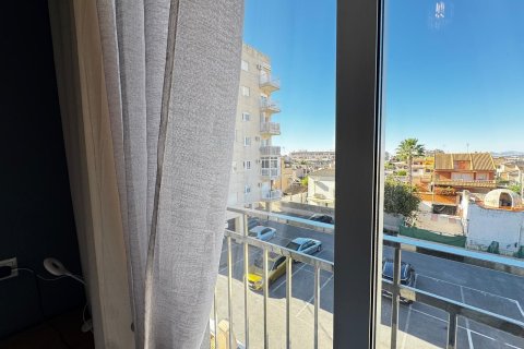 Apartamento en venta en Torrevieja, Alicante, España 3 dormitorios, 89 m2 No. 189054 - foto 20