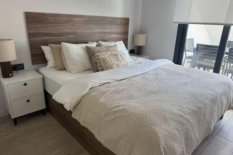 Apartment à vendre à Alicante, Espagne, 3 chambres, 72 m2 No. 189404 - photo 24