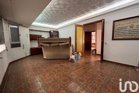 Сasa en venta en Castellón de la Plana, Castellón, España 4 dormitorios, 212 m2 No. 153321 - foto 5