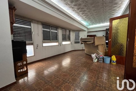 Сasa en venta en Castellón de la Plana, Castellón, España 4 dormitorios, 212 m2 No. 153321 - foto 4