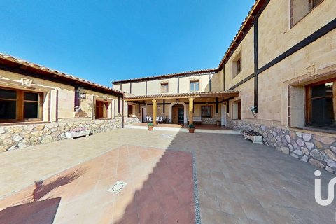 Продажа коммерческой недвижимости в Альбасете, Испания №153322 - фото 9