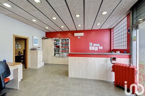 Proprietà commerciale a Torrelles de Llobregat, Barcelona, Spagna 235 mq. N° 153316
