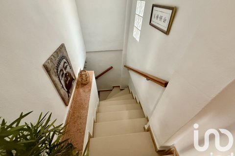 Продажа квартиры в Бениарбейг, Аликанте, Испания 3 спальни, 151м2 №153317 - фото 12