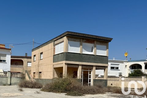 Propiedad comercial en venta en Gandia, València, España 615 m2 No. 153318 - foto 4