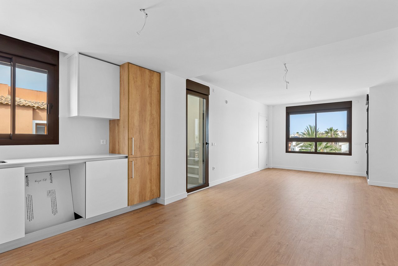 Apartamento en Villamartin, Alicante, España 2 dormitorios, 80 m2 No. 146435