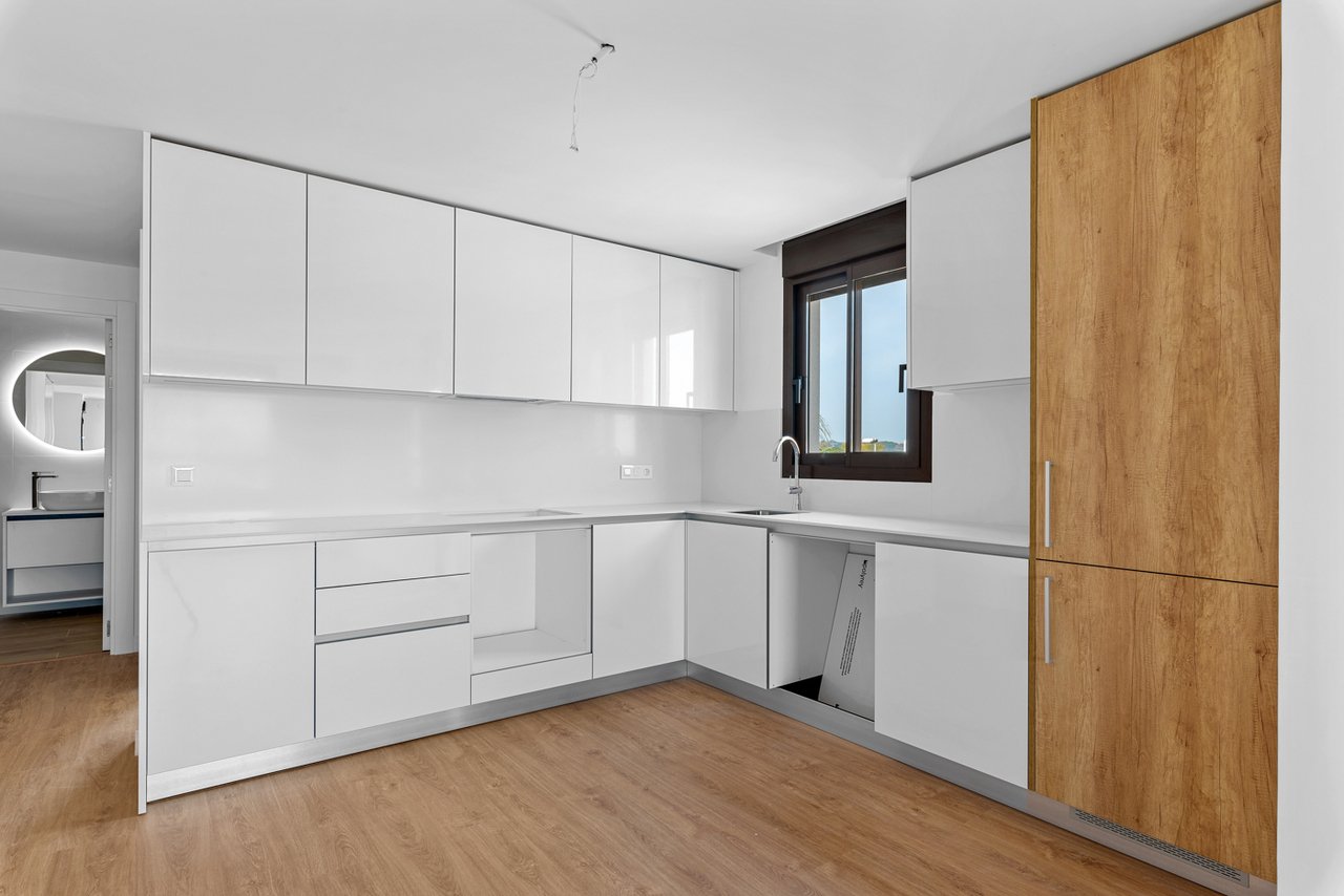 Apartamento en Villamartin, Alicante, España 2 dormitorios, 80 m2 No. 146435