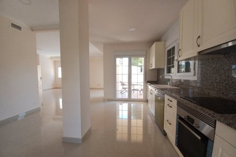 Villa à vendre à Cabo Roig, Alicante, Espagne, 4 chambres, 250 m2 No. 146436 - photo 15