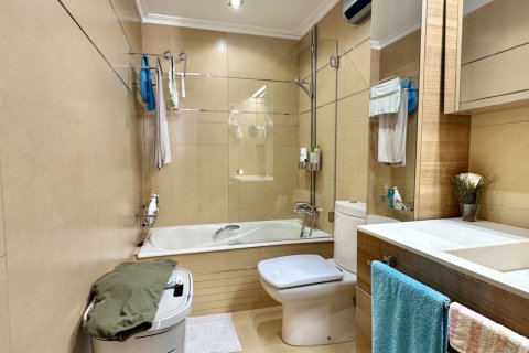 Apartment for sale in Guardamar del Segura, Alicante, Spain 2 bedrooms, 78 sq.m. No. 146441 - photo 17