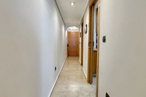 Apartment for sale in Guardamar del Segura, Alicante, Spain 2 bedrooms, 78 sq.m. No. 146441 - photo 19