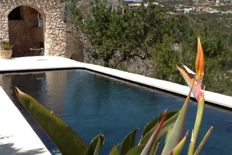 Продажа финки в Тарбена, Аликанте, Испания 3 спальни, 129м2 №146438 - фото 1