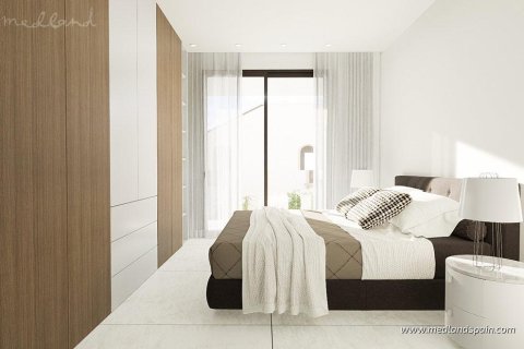 Villa for sale in La Zenia, Alicante, Spain 4 bedrooms, 237 sq.m. No. 146342 - photo 10