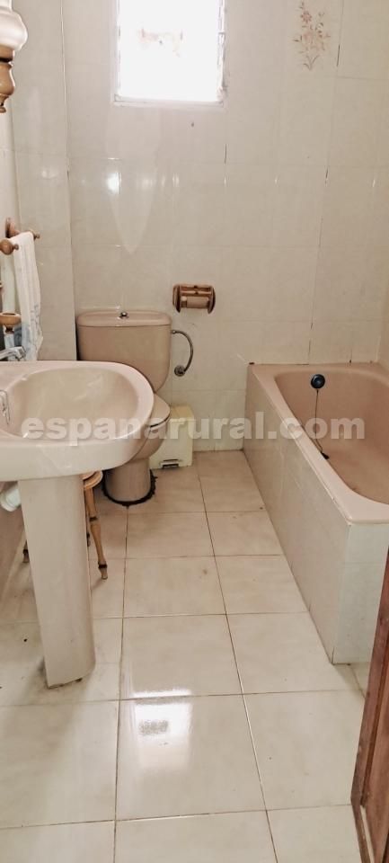 Hus i Albanchez, Almeria, Spanien 7 sovrum, 320 kvm. Nr. 184071