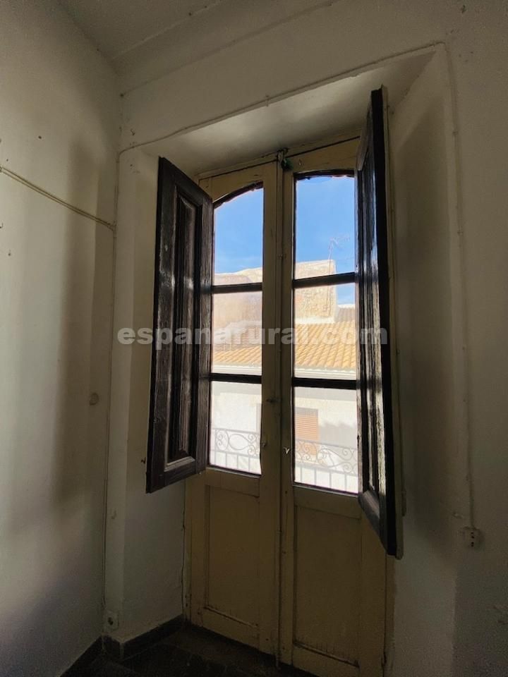 Hus i Albanchez, Almeria, Spanien 7 sovrum, 320 kvm. Nr. 184071