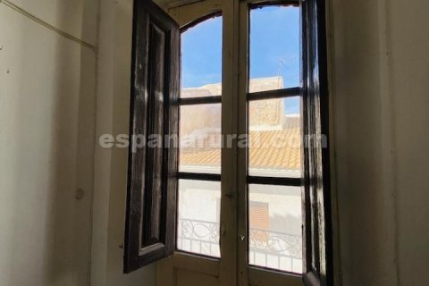 House for sale in Albanchez, Almeria, Spain 7 bedrooms, 320 sq.m. No. 184071 - photo 16