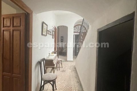 House for sale in Albanchez, Almeria, Spain 7 bedrooms, 320 sq.m. No. 184071 - photo 5