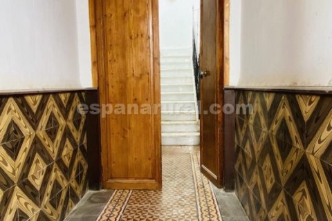House for sale in Albanchez, Almeria, Spain 7 bedrooms, 320 sq.m. No. 184071 - photo 3