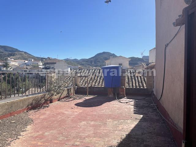 Hus i Albanchez, Almeria, Spanien 7 sovrum, 320 kvm. Nr. 184071