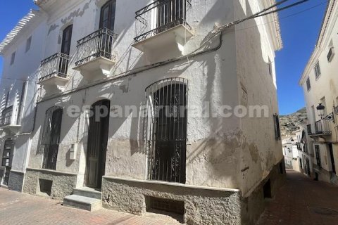 House for sale in Albanchez, Almeria, Spain 7 bedrooms, 320 sq.m. No. 184071 - photo 25