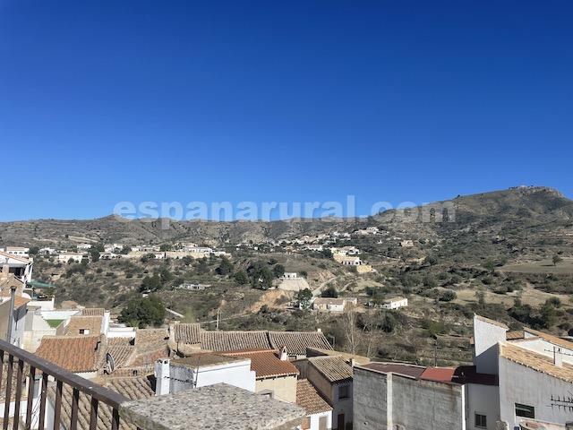 Hus i Albanchez, Almeria, Spanien 7 sovrum, 320 kvm. Nr. 184071