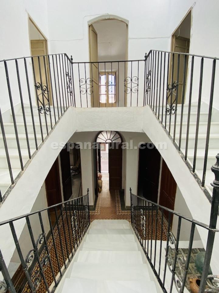 Hus i Albanchez, Almeria, Spanien 7 sovrum, 320 kvm. Nr. 184071