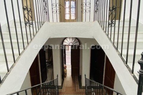 House for sale in Albanchez, Almeria, Spain 7 bedrooms, 320 sq.m. No. 184071 - photo 11