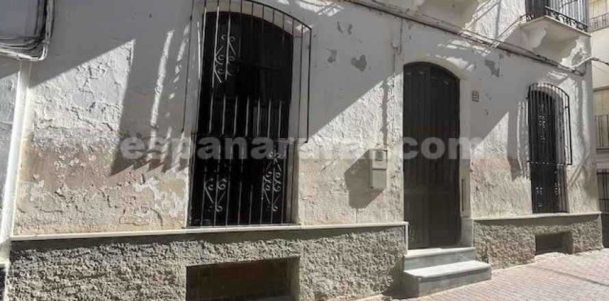 House in Albanchez, Almeria, Spain 7 bedrooms, 320 sq.m. No. 184071