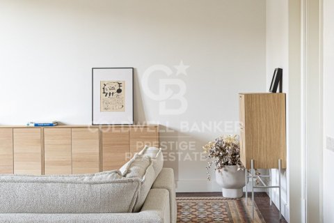 Takvåning till salu i Barcelona, Spanien 3 sovrum, 229 kvm. Nr. 160041 - foto 8