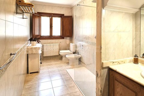 House for sale in Meis, Pontevedra, Spain 5 bedrooms, 400 sq.m. No. 160042 - photo 15