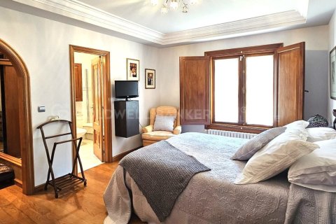 House for sale in Meis, Pontevedra, Spain 5 bedrooms, 400 sq.m. No. 160042 - photo 16