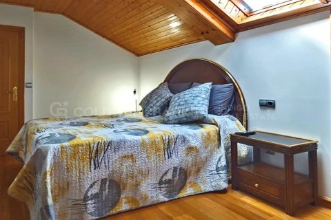 House for sale in Meis, Pontevedra, Spain 5 bedrooms, 400 sq.m. No. 160042 - photo 24
