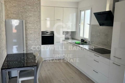 Kattohuoneisto myytävänä Madrid, Espanja, 1 makuuhuone, 110 m2 No. 160043 - kuva 6