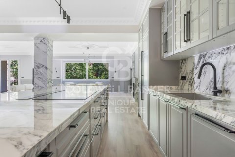 Huoneisto myytävänä Madrid, Espanja, 4 makuuhuonetta, 310 m2 No. 160037 - kuva 7
