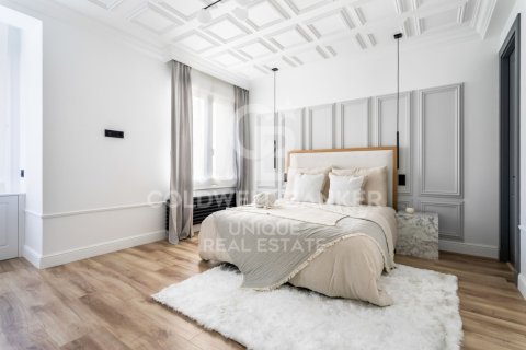 Huoneisto myytävänä Madrid, Espanja, 4 makuuhuonetta, 310 m2 No. 160037 - kuva 11
