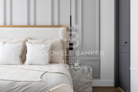 Huoneisto myytävänä Madrid, Espanja, 4 makuuhuonetta, 310 m2 No. 160037 - kuva 12