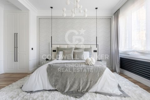 Huoneisto myytävänä Madrid, Espanja, 4 makuuhuonetta, 310 m2 No. 160037 - kuva 15