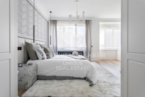 Huoneisto myytävänä Madrid, Espanja, 4 makuuhuonetta, 310 m2 No. 160037 - kuva 17
