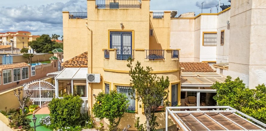 Villa La Zenia, Alicante, Spanien 3 sovrum, 110 kvm. Nr. 139424