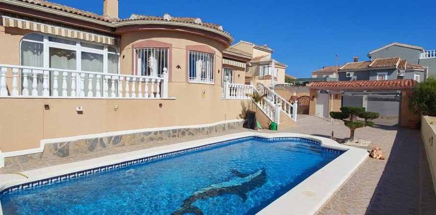 Villa Benijofar, Alicante, Spain 2 bedrooms, 118 sq.m. No. 137920
