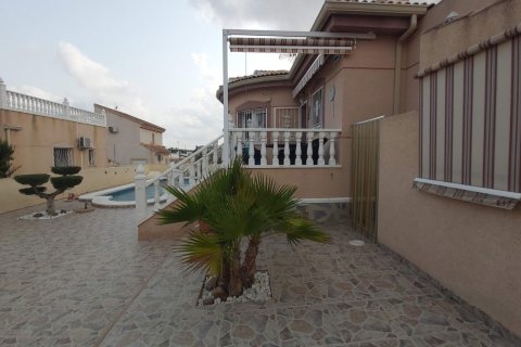 Villa till salu Benijofar, Alicante, Spanien 2 sovrum, 118 kvm. Nr. 137920 - foto 20