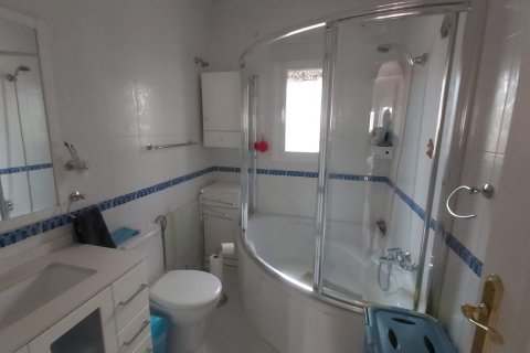 Villa till salu Benijofar, Alicante, Spanien 2 sovrum, 118 kvm. Nr. 137920 - foto 9