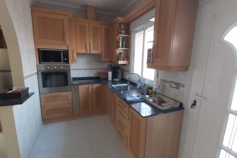 Villa till salu Benijofar, Alicante, Spanien 2 sovrum, 118 kvm. Nr. 137920 - foto 11