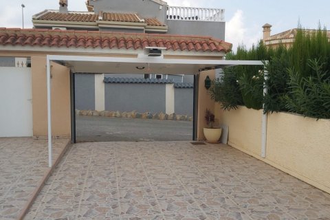 Villa till salu Benijofar, Alicante, Spanien 2 sovrum, 118 kvm. Nr. 137920 - foto 24