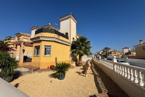 Villa en venta Algorfa, Alicante, España 3 dormitorios, 103 m2 No. 137916 - foto 4