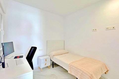 Bungalow in vendita a Torrevieja, Alicante, Spagna 3 camere da letto, 113 mq. N° 165713 - foto 18