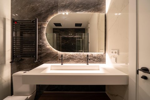 Wohnung zum Verkauf in Madrid, Spanien 2 Schlafzimmer, 121 m2 Nr. 165716 - Foto 28