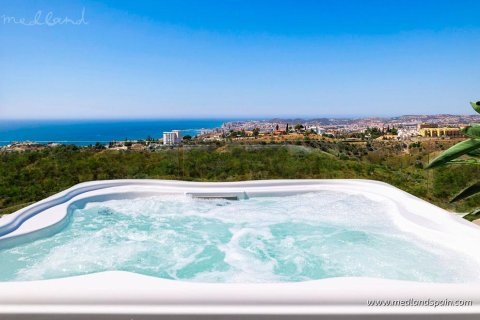 Huoneisto myytävänä Fuengirola, Malaga, Espanja, 3 makuuhuonetta, 133 m2 No. 53046 - kuva 4