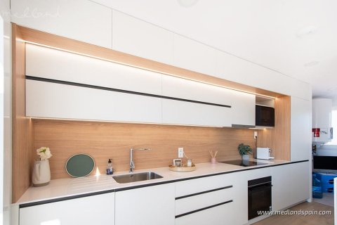 Продажа таухауса в Ла Нусия, Аликанте, Испания 4 спальни, 161.47м2 №105105 - фото 7