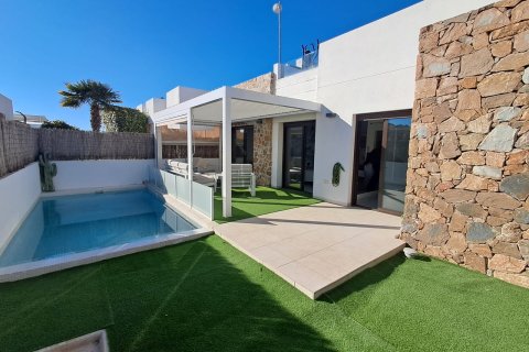 Villa zum Verkauf in Cabo Roig, Alicante, Spanien 3 Schlafzimmer, 83 m2 Nr. 155390 - Foto 1